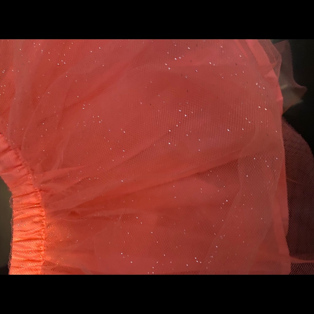 Skirt - Picture 2 of 3